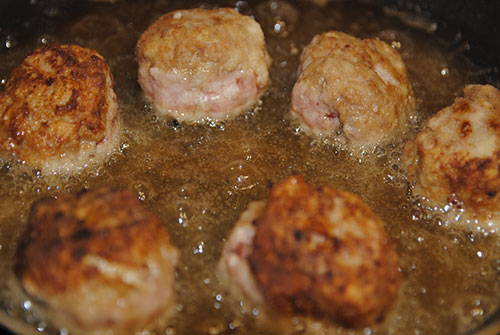 Receta de albóndigas de carne en salsa paso a paso