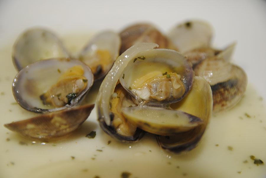 Almejas a la marinera