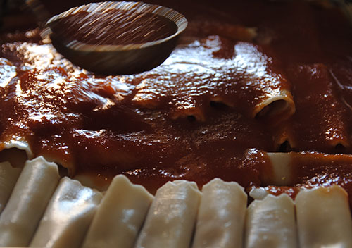 Receta de canelones de atún, tomate y huevo  paso a paso