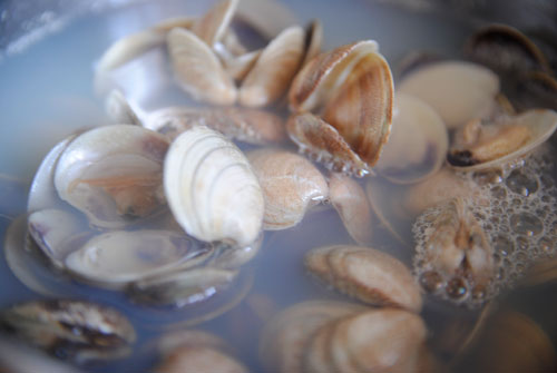 Receta de fideuá con conejo y marisco paso a paso