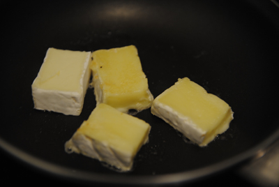 Receta de tosta de solomillo y queso camembert paso a paso